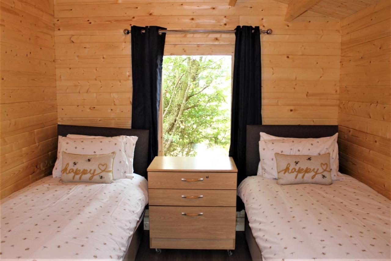 Inviting 3-Bedroom Lodge In Ashton Under Hill Evesham Esterno foto
